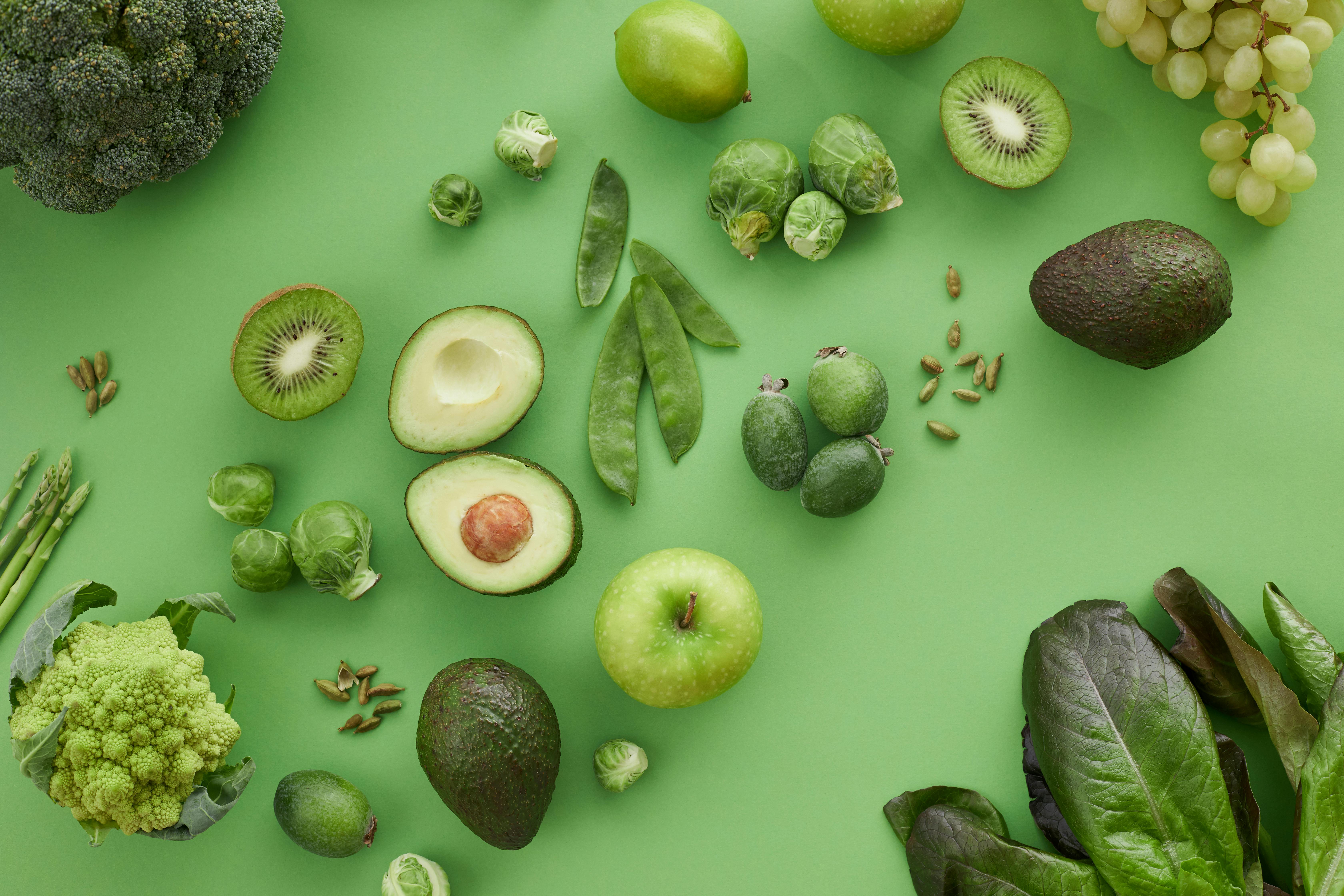 Bild mit Avocados und Gemüse